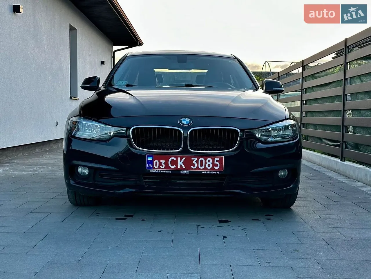 BMW 3 Series 2016 photo 4