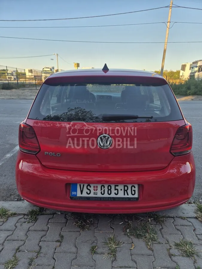 Volkswagen Polo 2011 photo 4