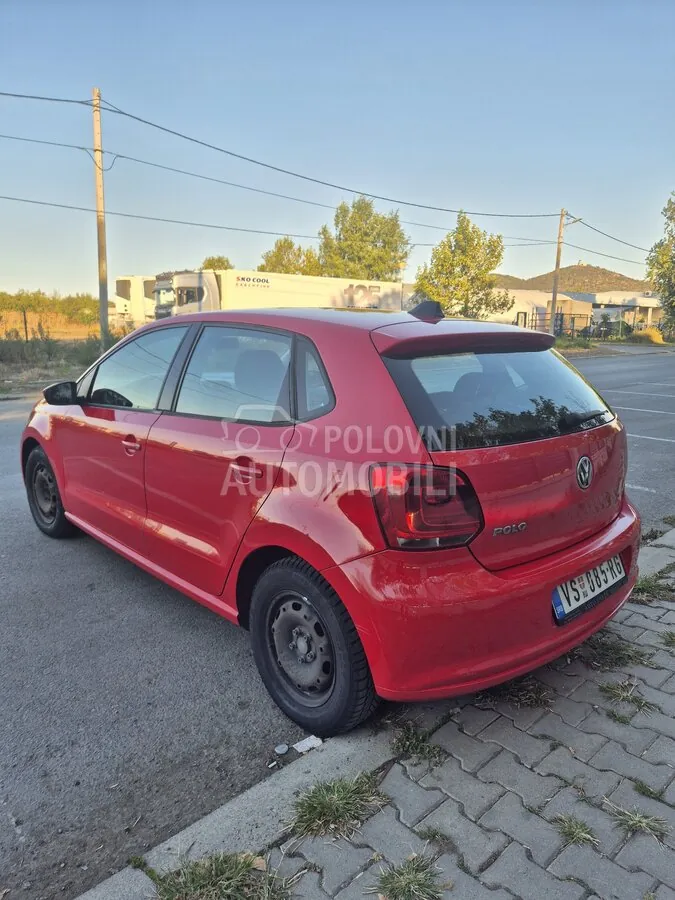 Volkswagen Polo 2011 photo 3