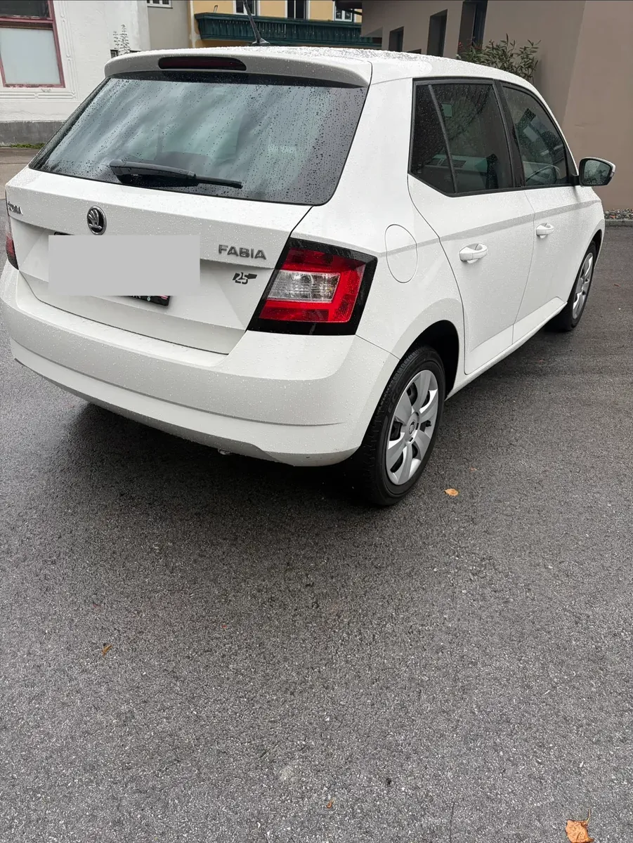 Skoda Fabia 2018 photo 3