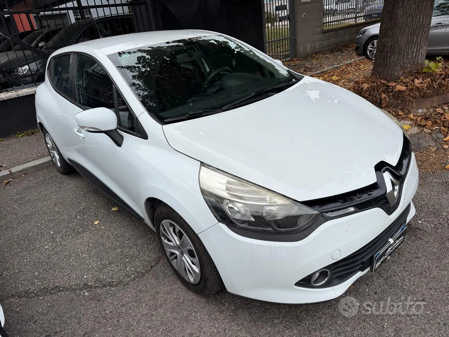 Renault Clio 2014 photo 2
