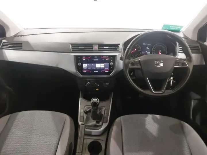 Seat Arona 2020 photo 3