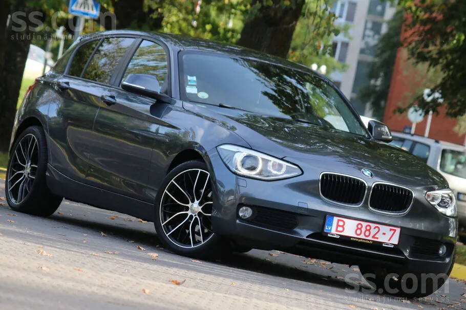 BMW 118 2012 photo 3