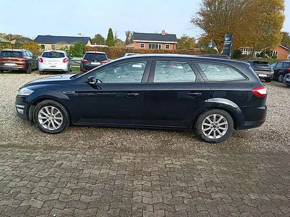 Ford Mondeo 2011 photo 4
