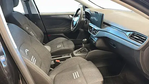 Ford Focus 2024 photo 3