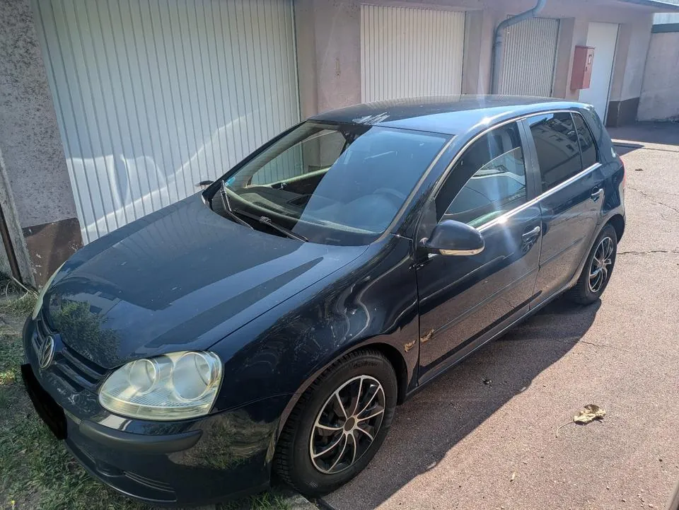 Volkswagen Golf V