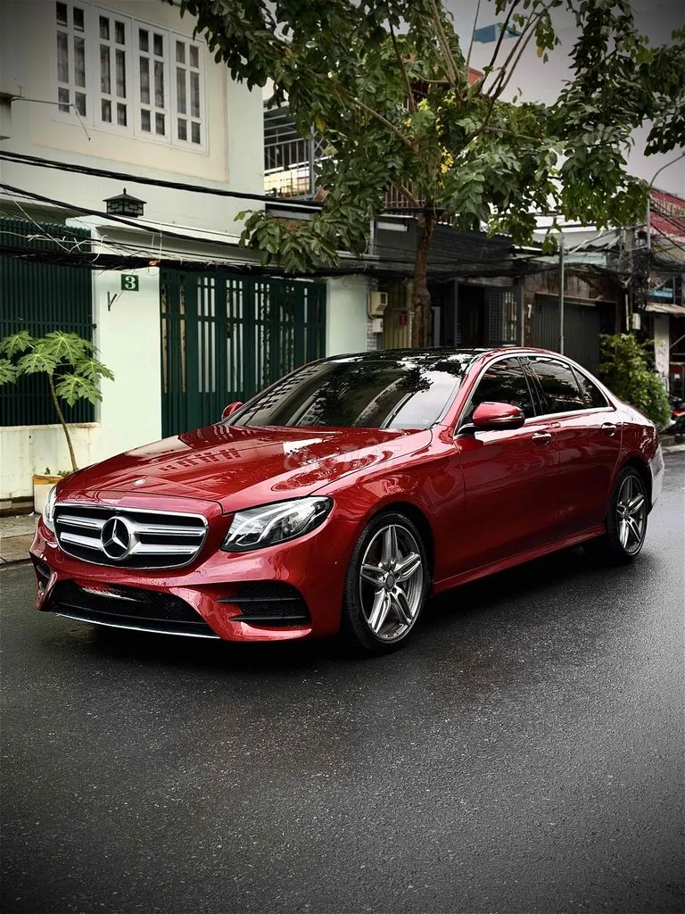 Mercedes-Benz E-Class