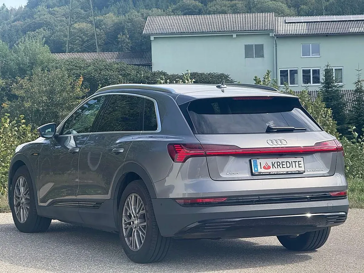 Audi E-Tron 2021 photo 3