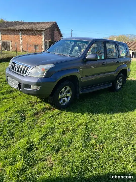 Toyota Land Cruiser
