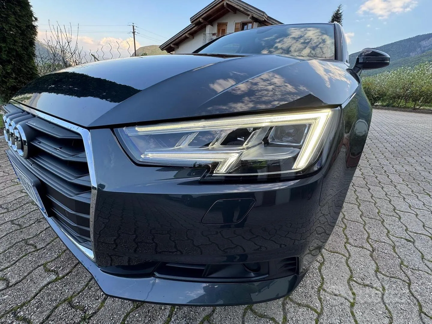 Audi A4 2019 photo 4