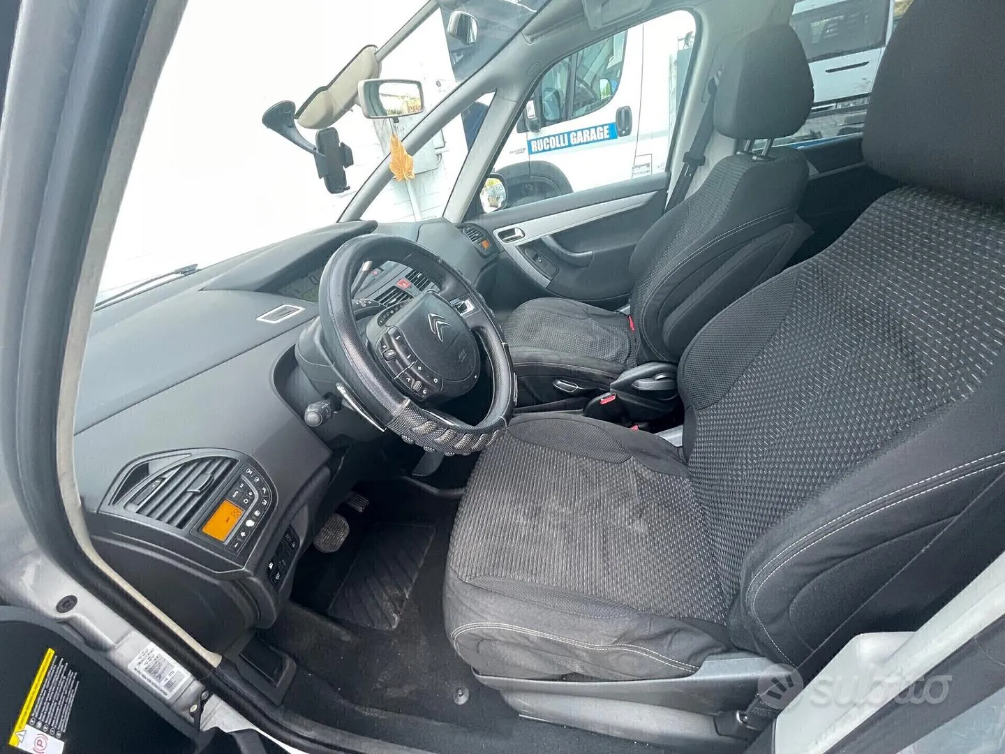 Citroen C4 Picasso 2011 photo 5