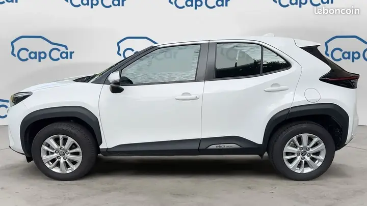 Toyota Yaris Cross 2022 photo 2
