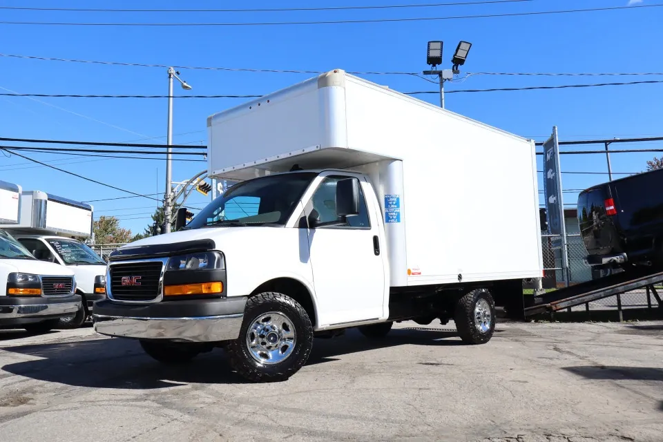GMC Savana 2020 photo 4