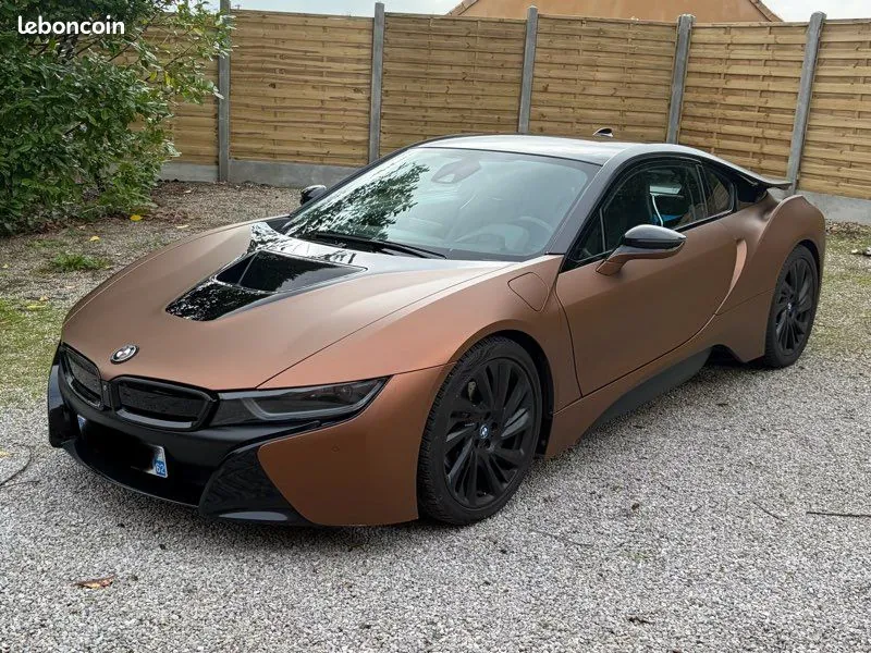 BMW I8