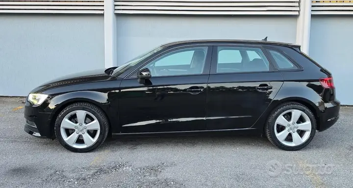 Audi A3 2015 photo 3