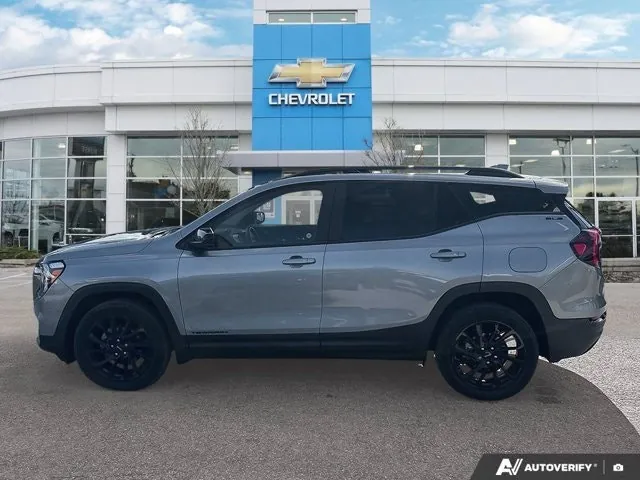 GMC Terrain 2024 photo 2