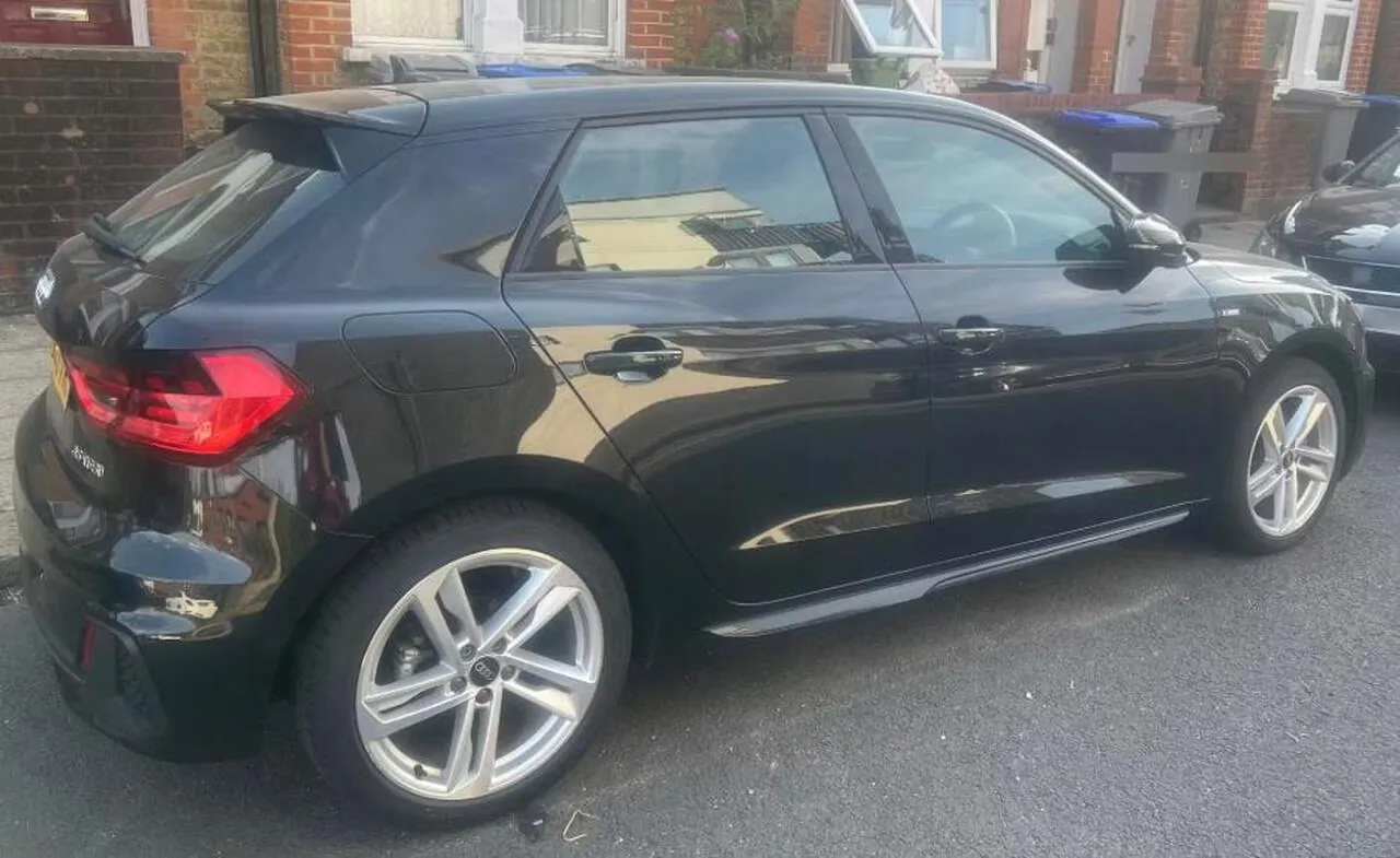 Audi A1 2022 photo 2