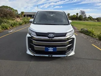 Toyota Noah 2026 photo 3