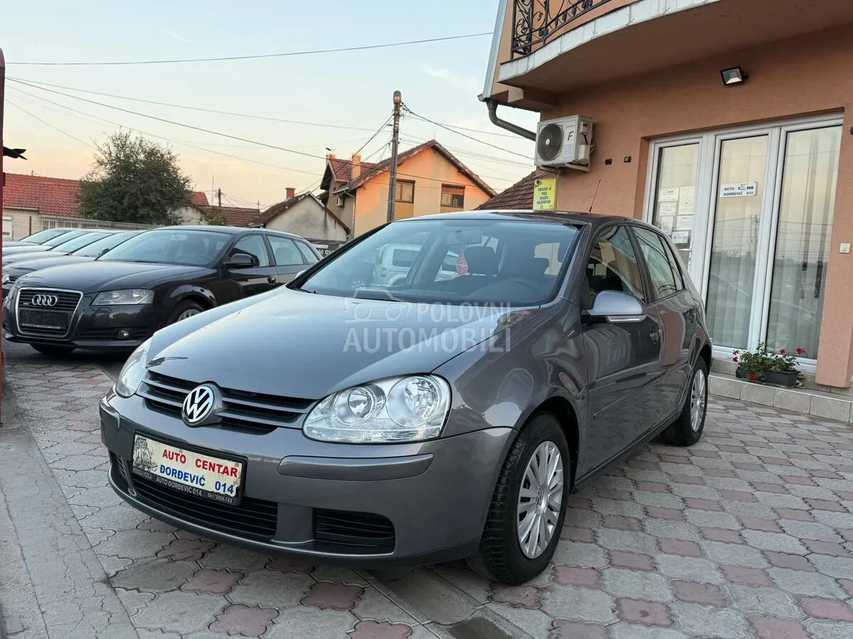 Volkswagen Golf 5 2008 photo 2