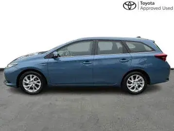 Toyota Auris 2016 photo 3