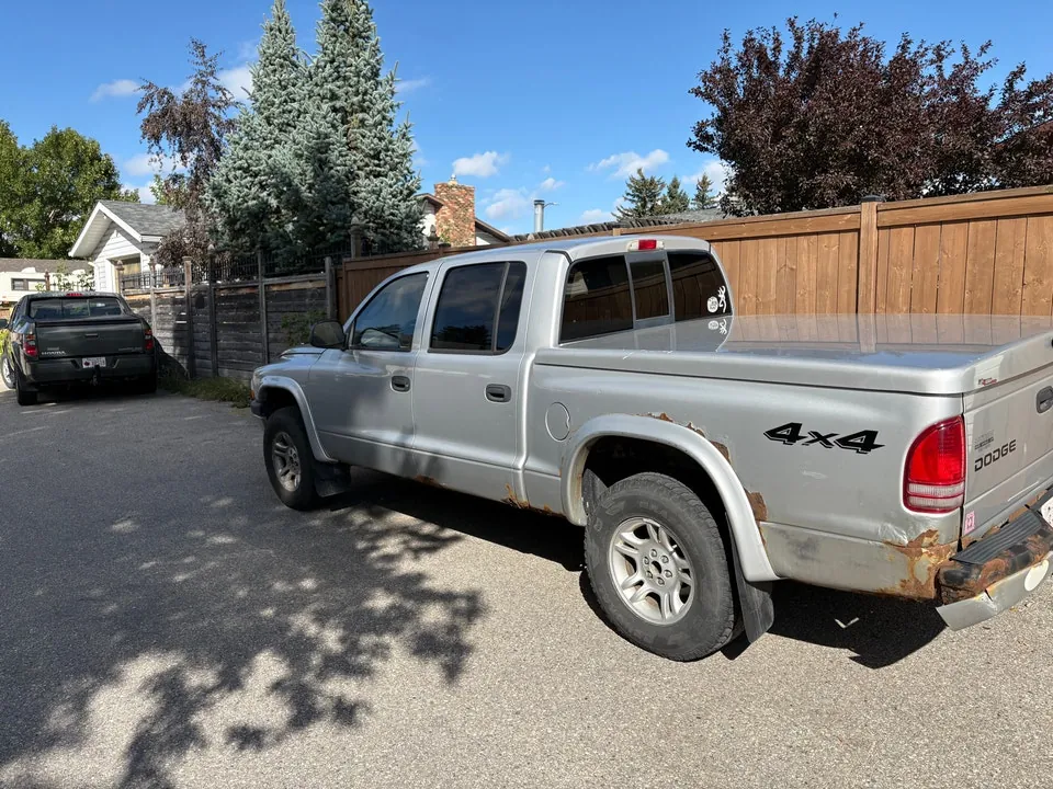 Dodge Dakota 2003 photo 2