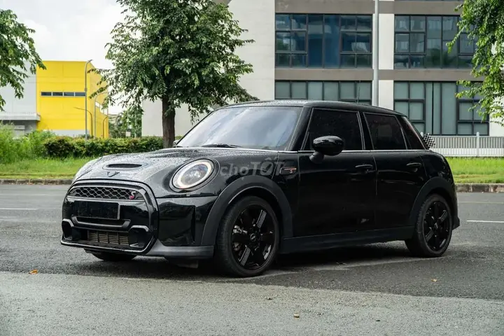 Mini Cooper S 2023 photo 2