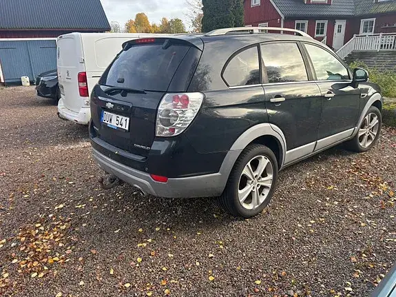 Chevrolet Captiva 2011 photo 3