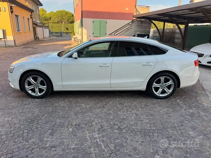 Audi A5 2012 photo 3
