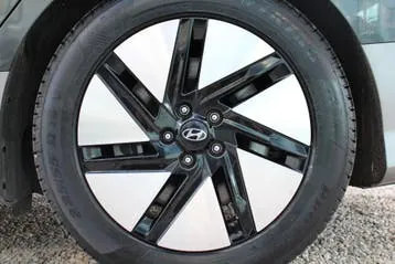 Hyundai Ioniq 6 2023 photo 3