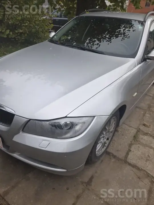 BMW 320 2007 photo 4