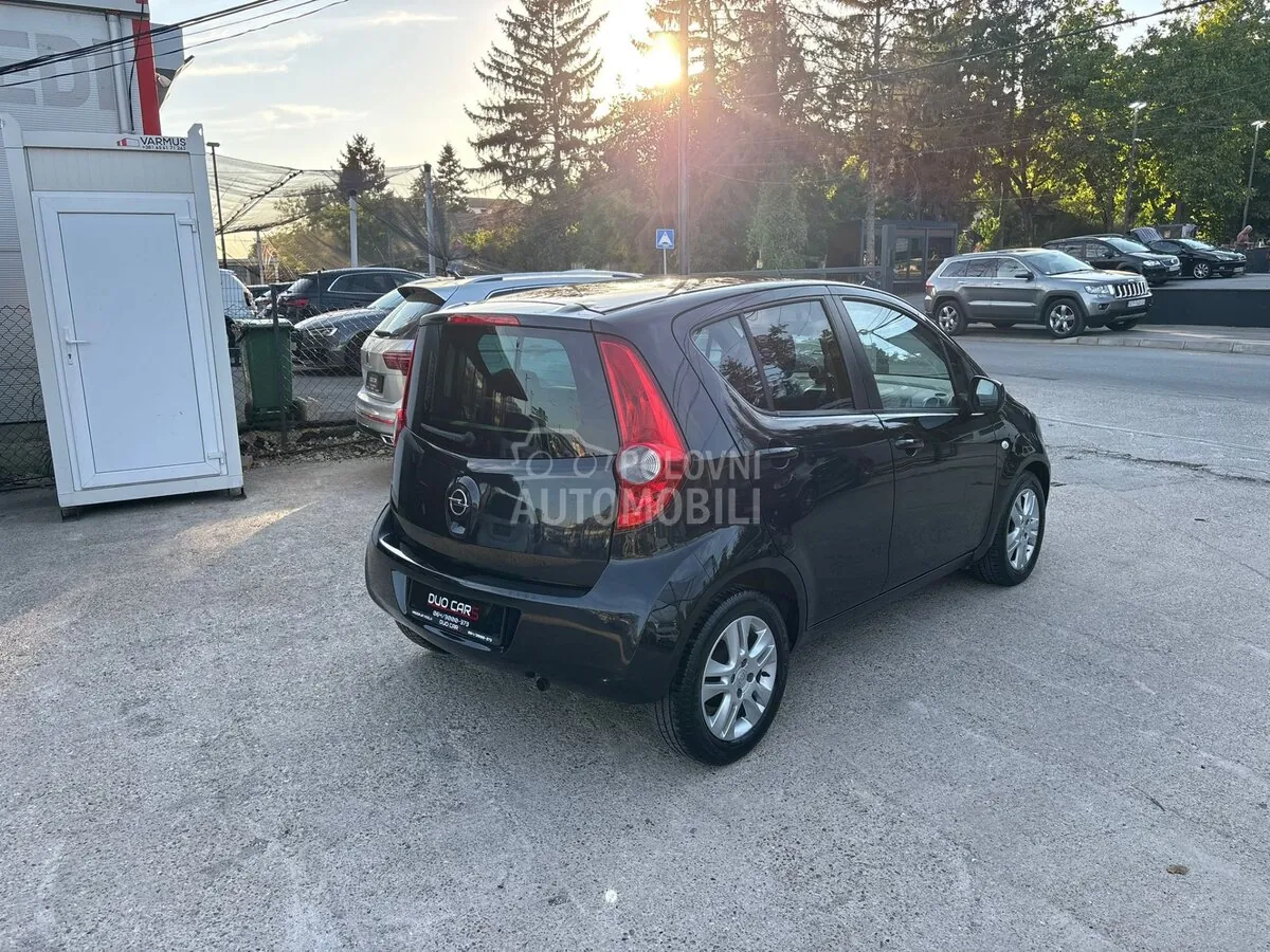 Opel Agila 2011 photo 5