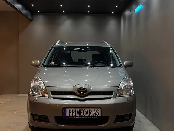 Toyota Corolla Verso 2005 photo 3