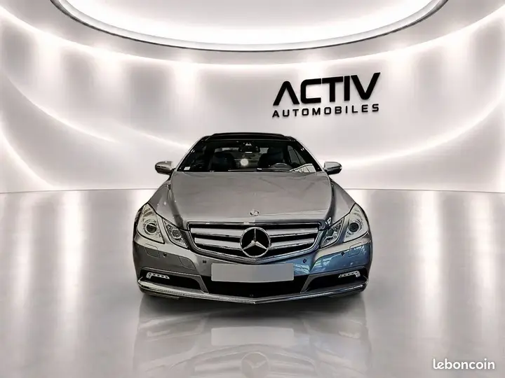 Mercedes-Benz E-Class 2009 photo 2