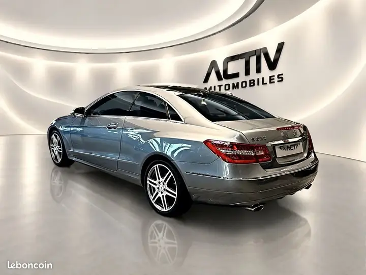Mercedes-Benz E-Class 2009 photo 5