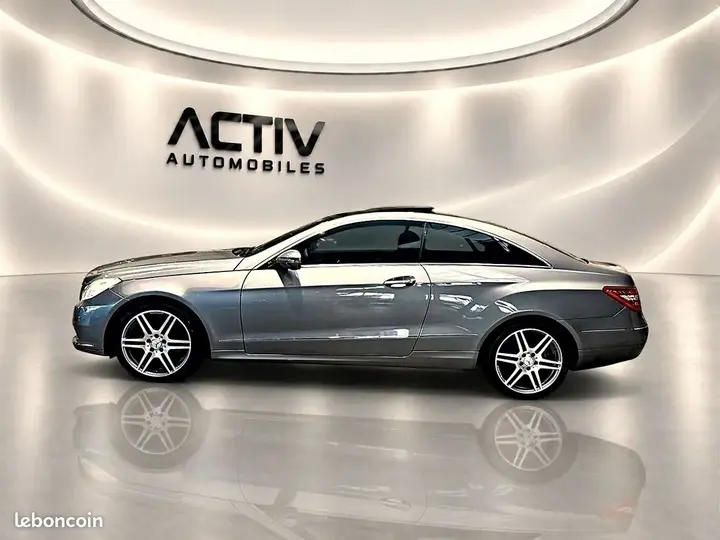 Mercedes-Benz E-Class 2009 photo 4
