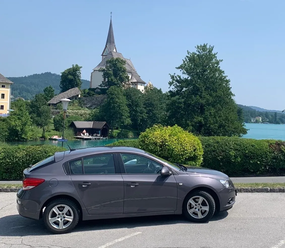 Chevrolet Cruze 2012 photo 3