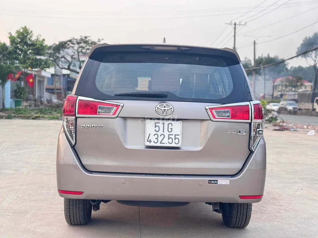 Toyota Innova 2017 photo 2