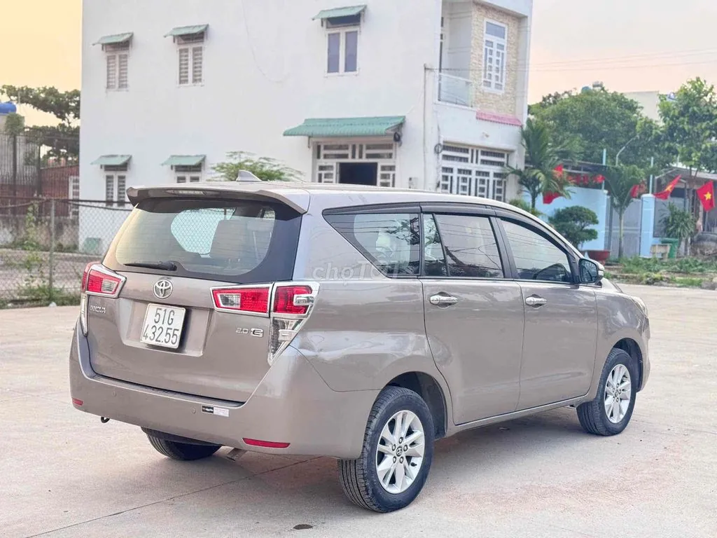 Toyota Innova 2017 photo 5