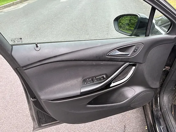 Opel Astra 2017 photo 5