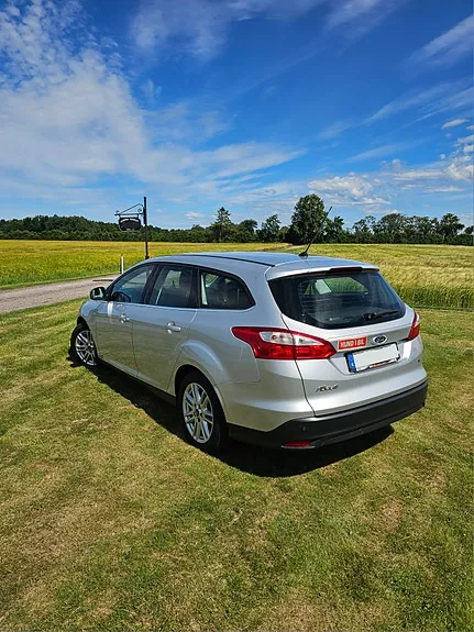 Ford Focus 2013 photo 3