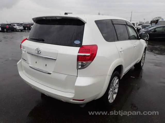 Toyota Vanguard 2014 photo 4