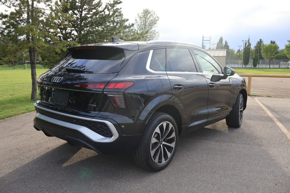 Audi Q3 2026 photo 2