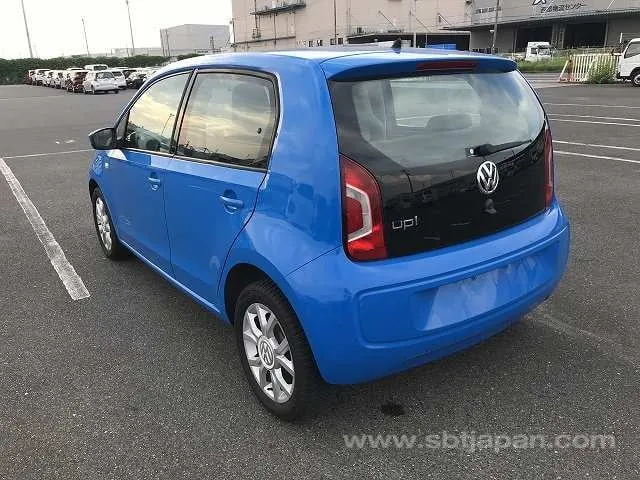 Volkswagen Up 2015 photo 3