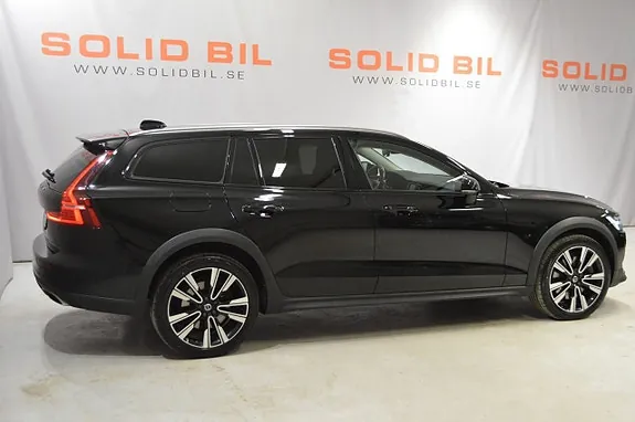 Volvo V60 Cross Country 2021 photo 3