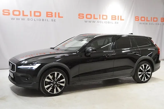 Volvo V60 Cross Country 2021 photo 2