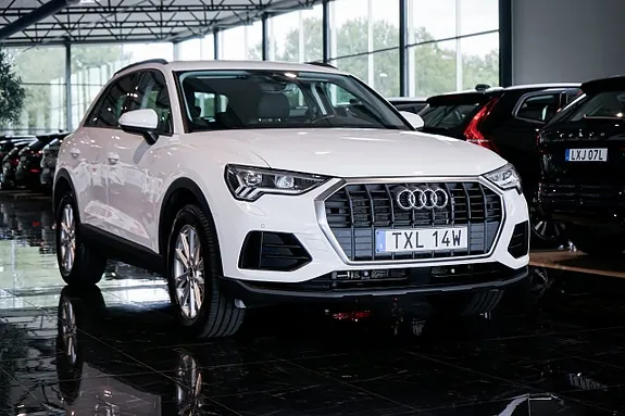 Audi Q3 2024 photo 3