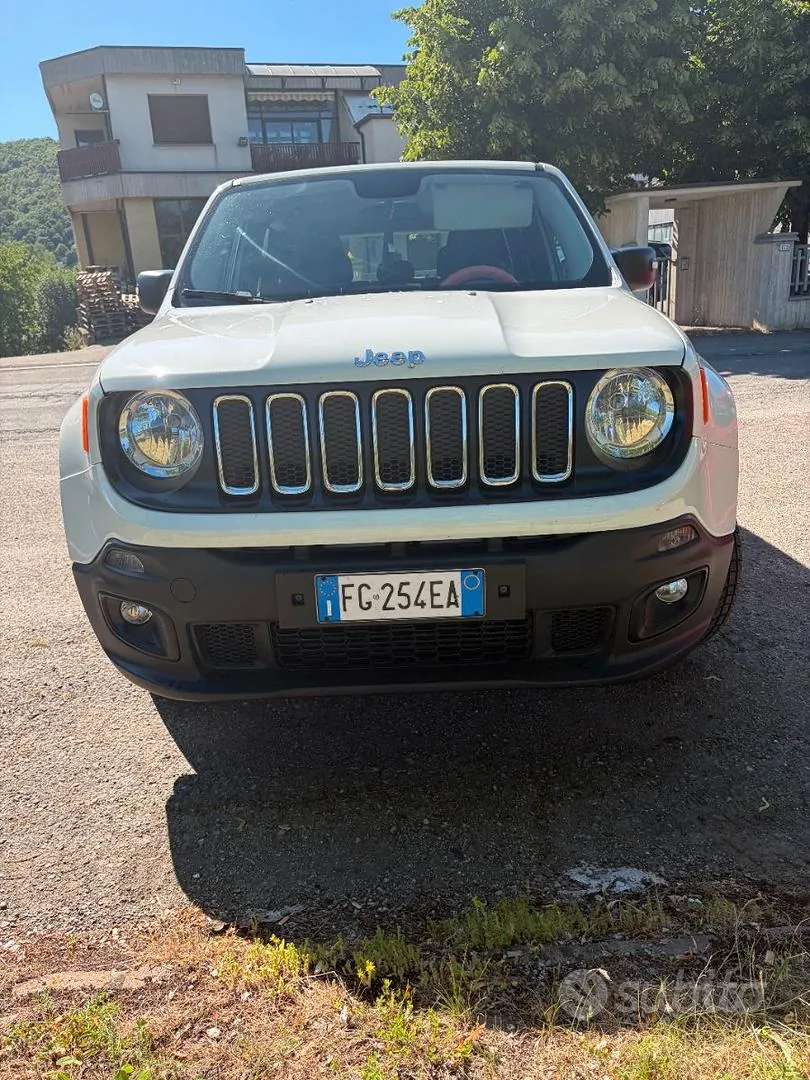 Jeep Renegade 2016 photo 2