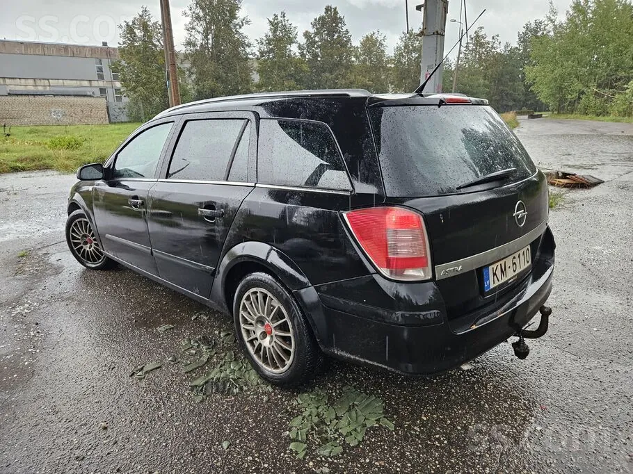 Opel Astra 2006 photo 2