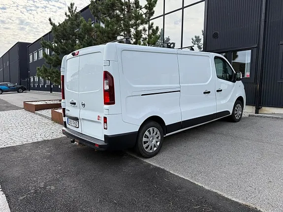 Nissan Nv300 2019 photo 5