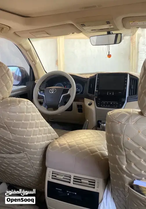 Toyota Land Cruiser 2016 photo 2
